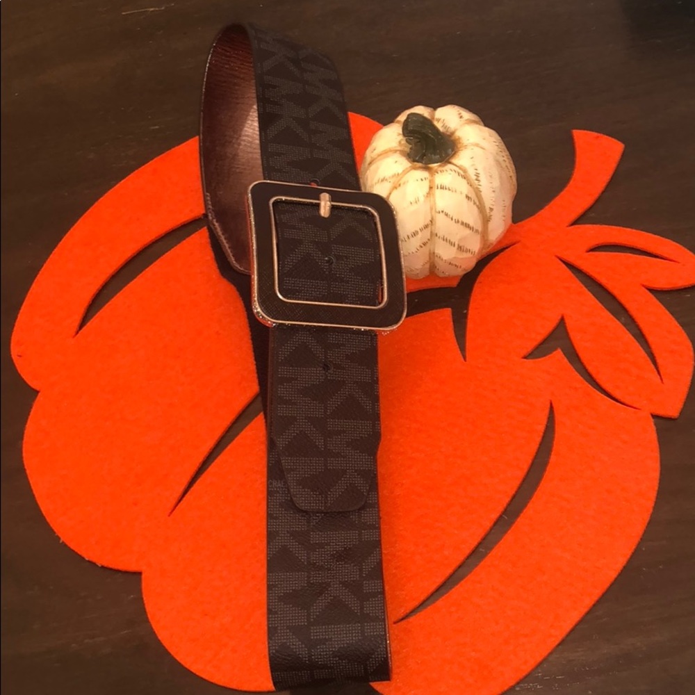 Michael Kors belt